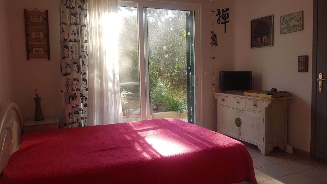 Efi'S Studio Lefkada City Bagian luar foto